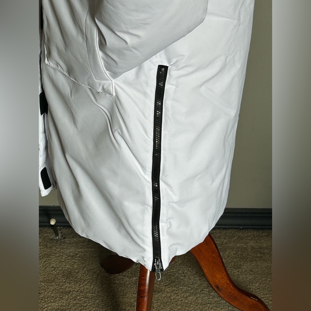 Spyder Women's White and Black long puffer jacket - Picture 5 of 16